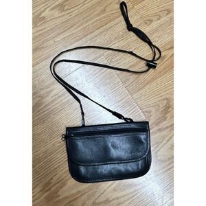 LL Bean - Vintage Leather Passport Travelers Wallet